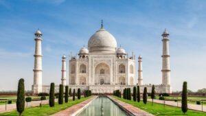 Mengintip Sejarah Megahnya Arsitektur Taj Mahal di India