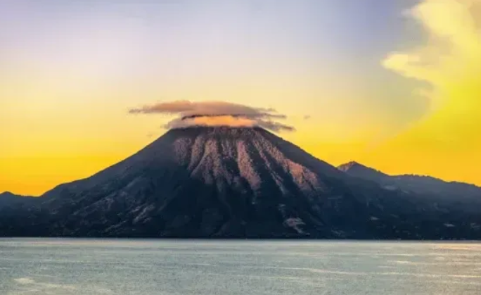 Menemukan Keajaiban Danau Atitlán